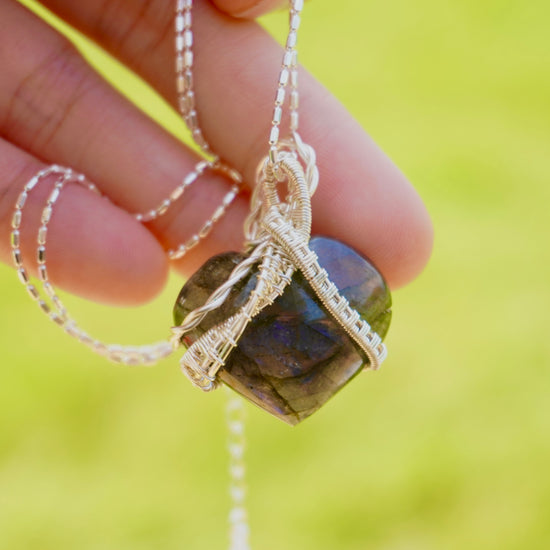 FORBIDDEN HEART Labradorite Heart Pendant