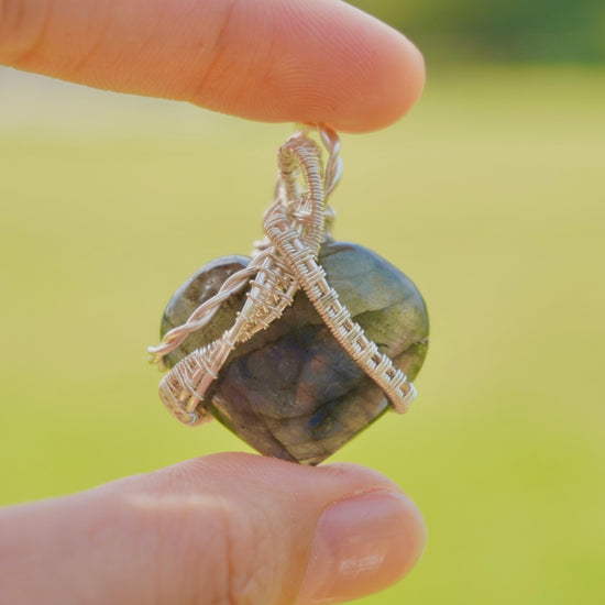 FORBIDDEN HEART Labradorite Heart Pendant